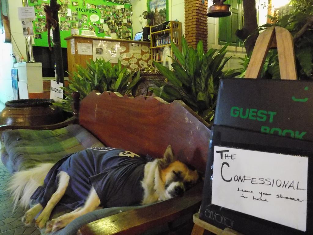 The Oasis Hostel (Adults Only) Bangkok Eksteriør bilde