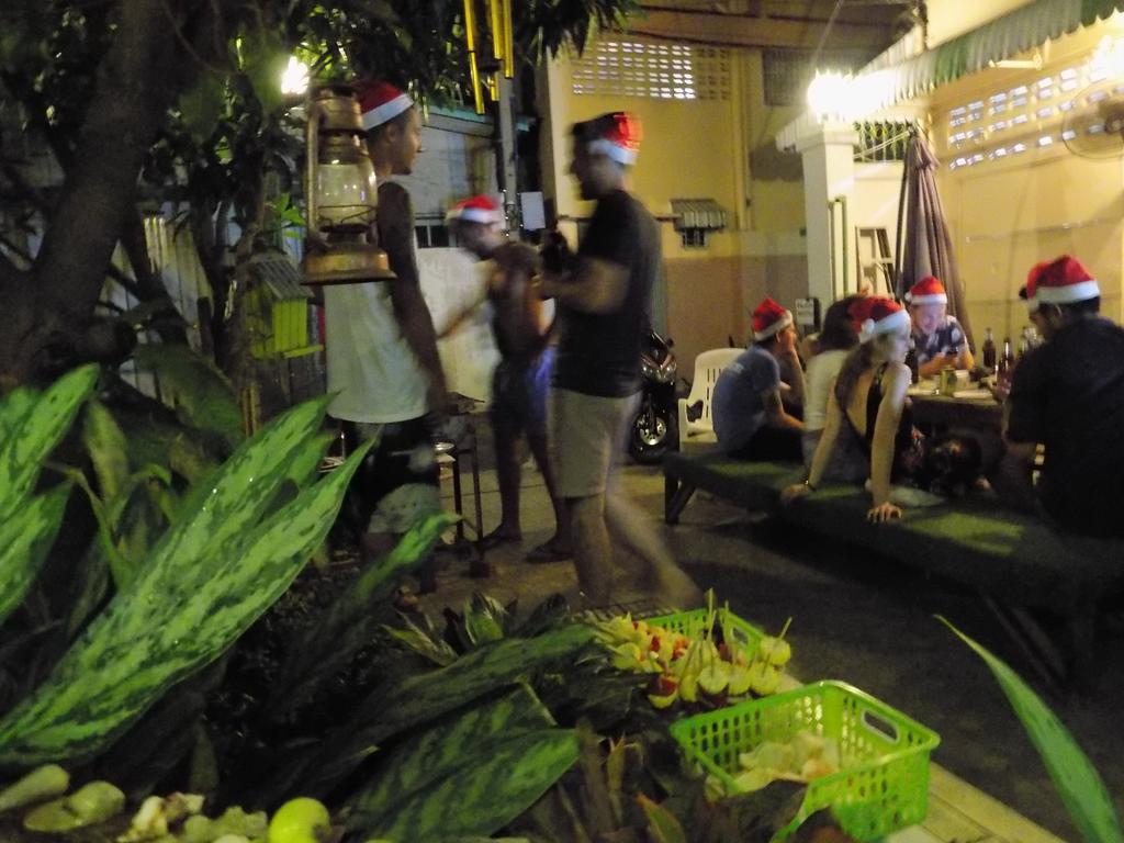 The Oasis Hostel (Adults Only) Bangkok Eksteriør bilde